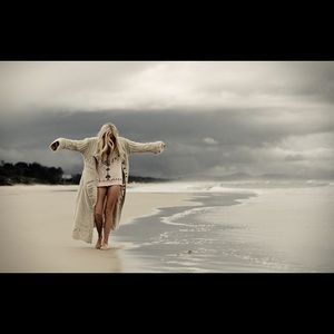 ISO ✨ Spell Storm Chaser Cardi Duster ✨ OS